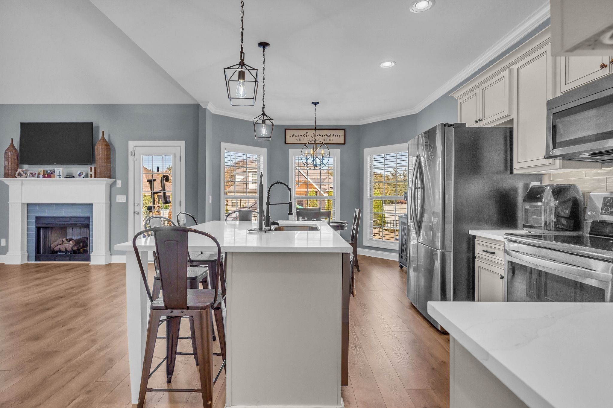 4235 Thoroughbred Lane Murfreesboro TN 37127