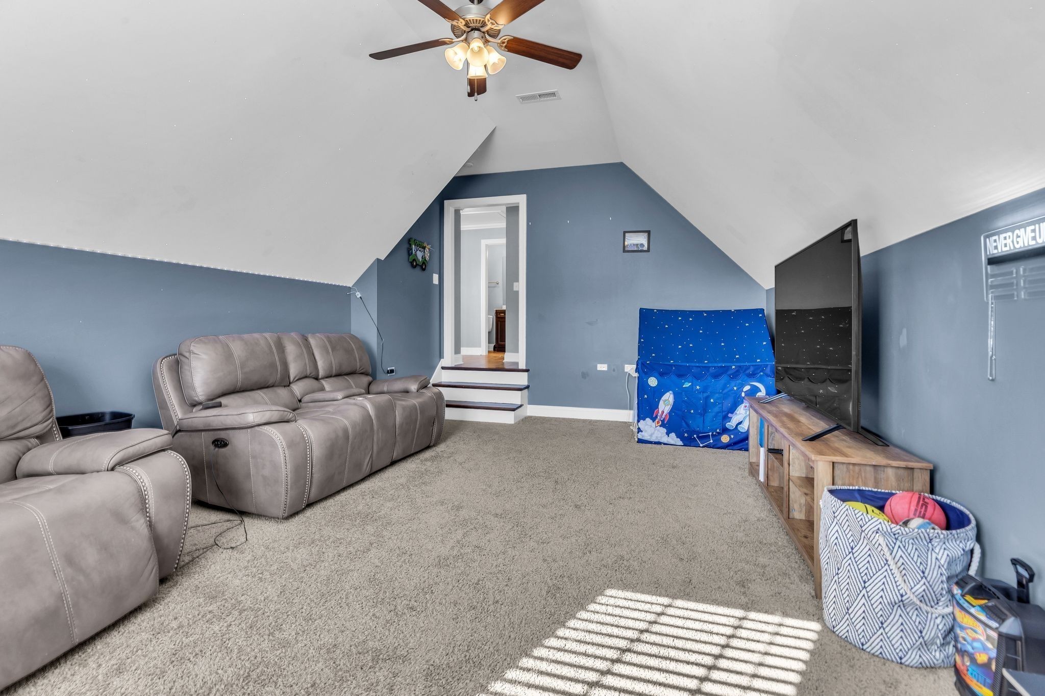 4235 Thoroughbred Lane Murfreesboro TN 37127