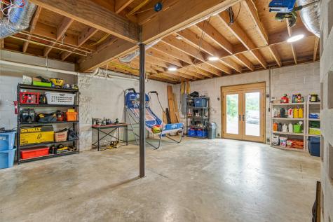 2223 Simmons Ridge Road Cornersville TN 37047