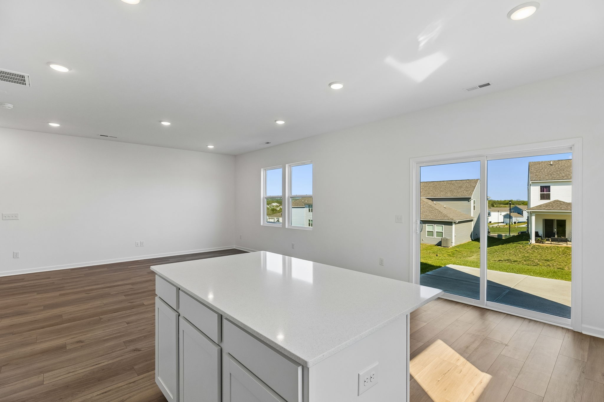 3258 Barrel Oak Pass Columbia TN 38401