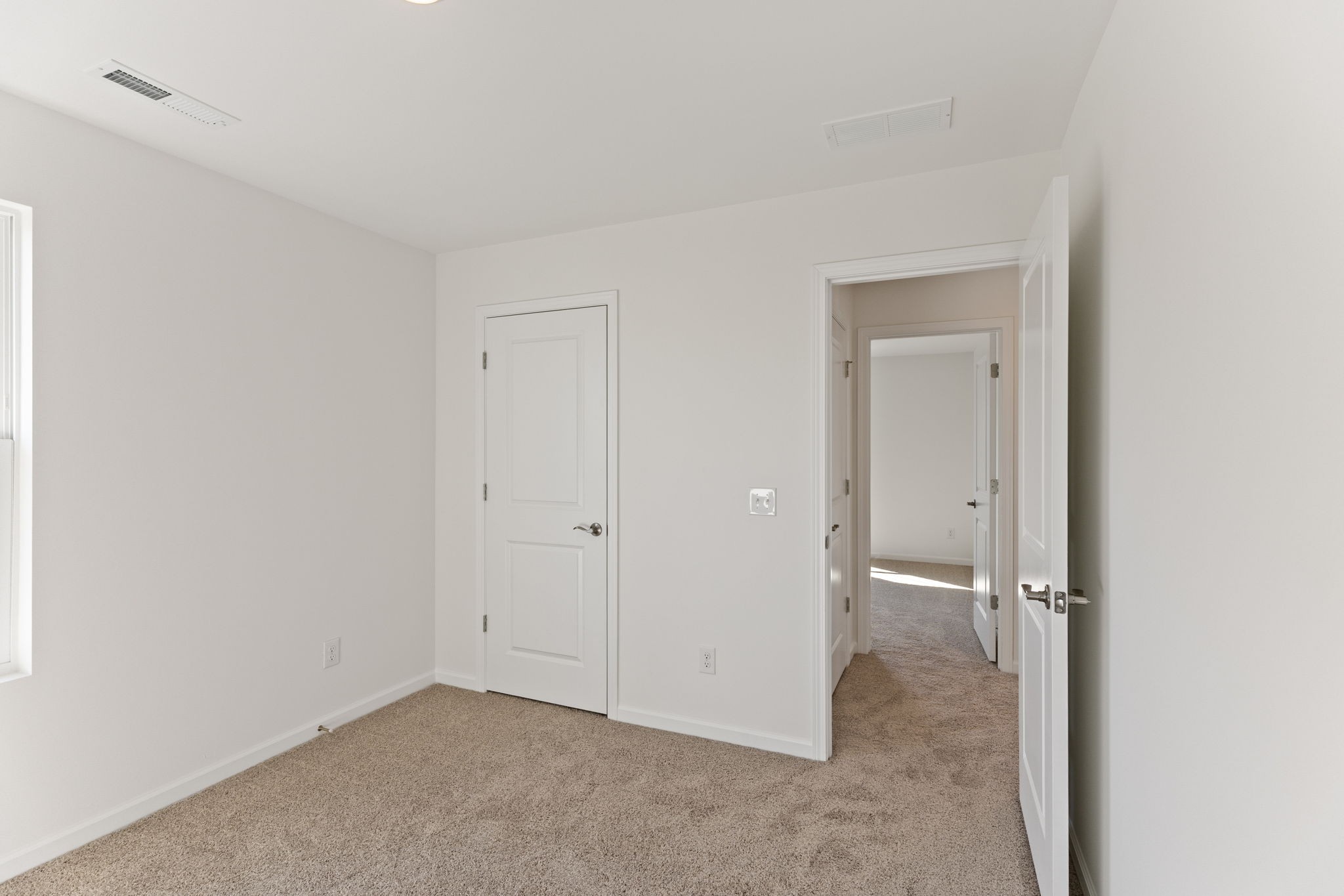 3258 Barrel Oak Pass Columbia TN 38401