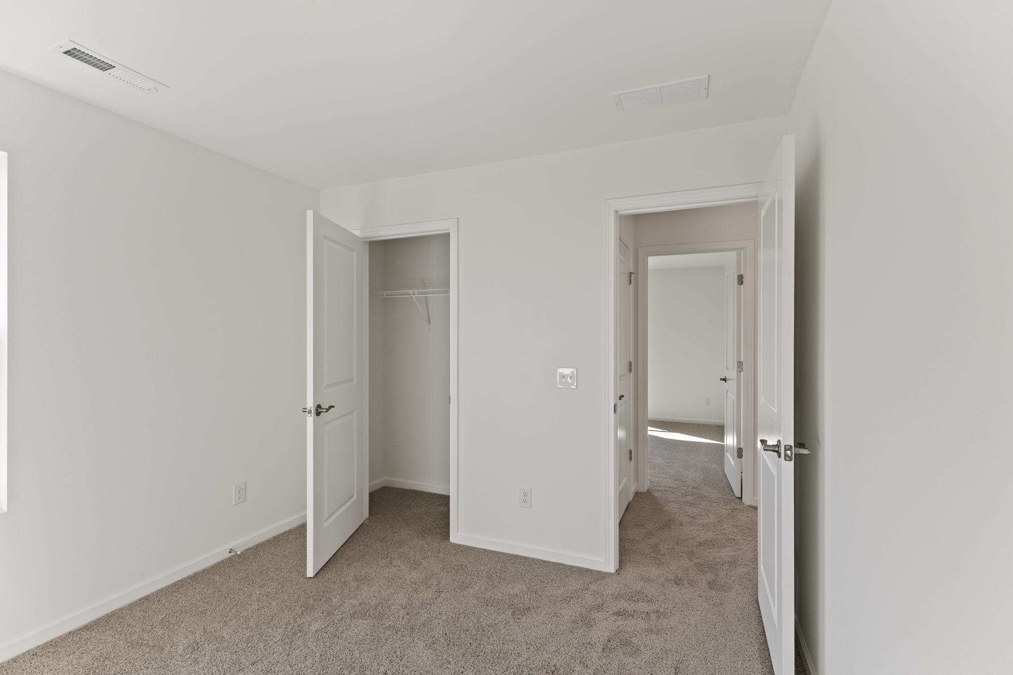 3258 Barrel Oak Pass Columbia TN 38401