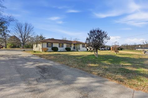 302 Dow Drive Shelbyville TN 37160