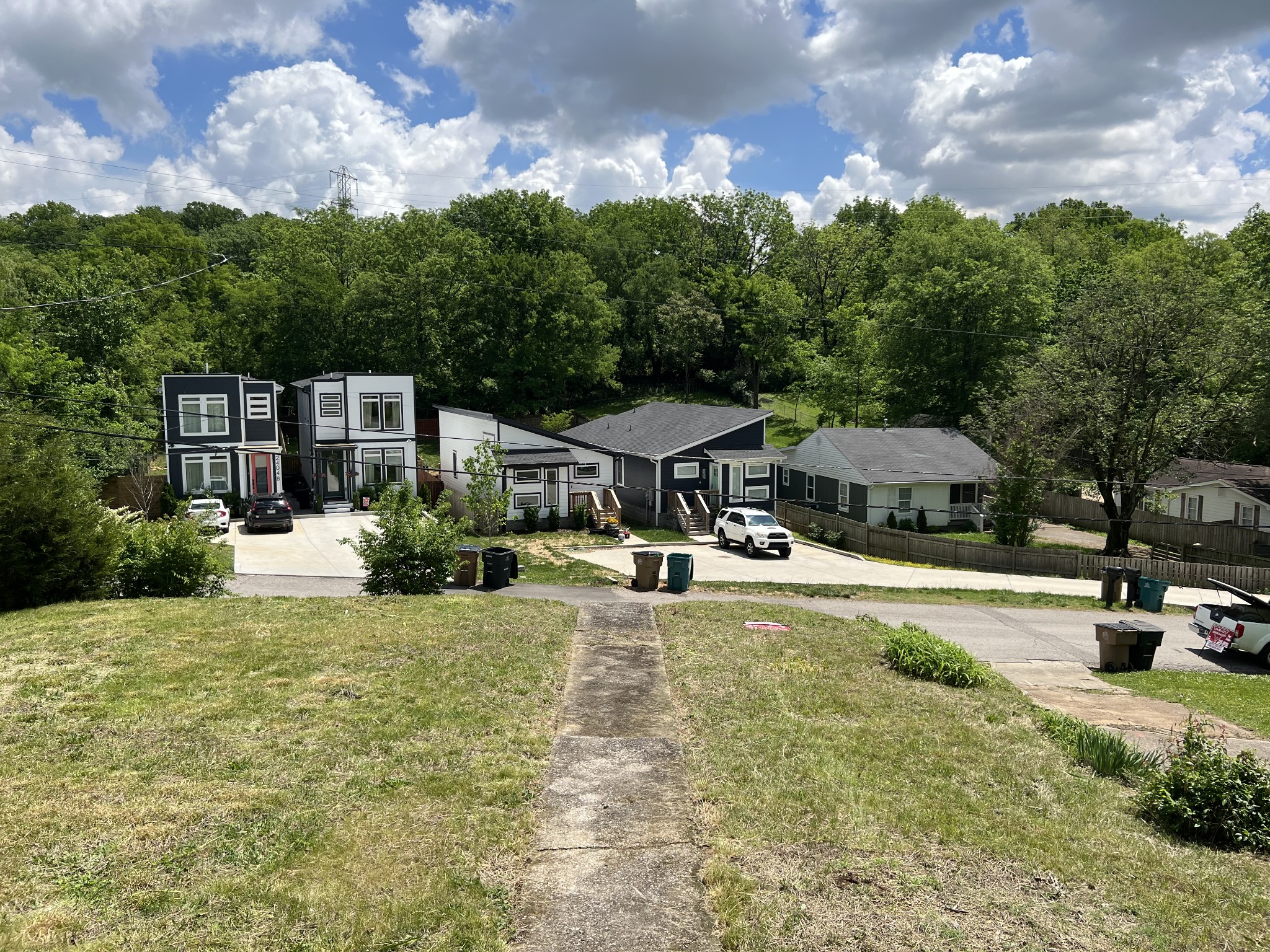2405 Lloyd Avenue Nashville TN 37218