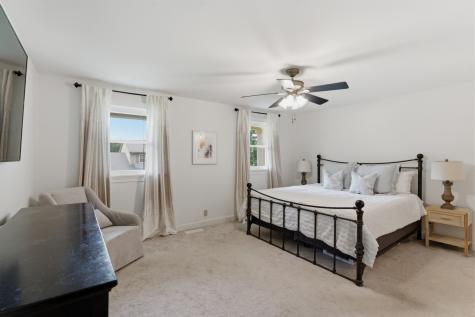 8207 Sawyer Brown Road Nashville TN 37221