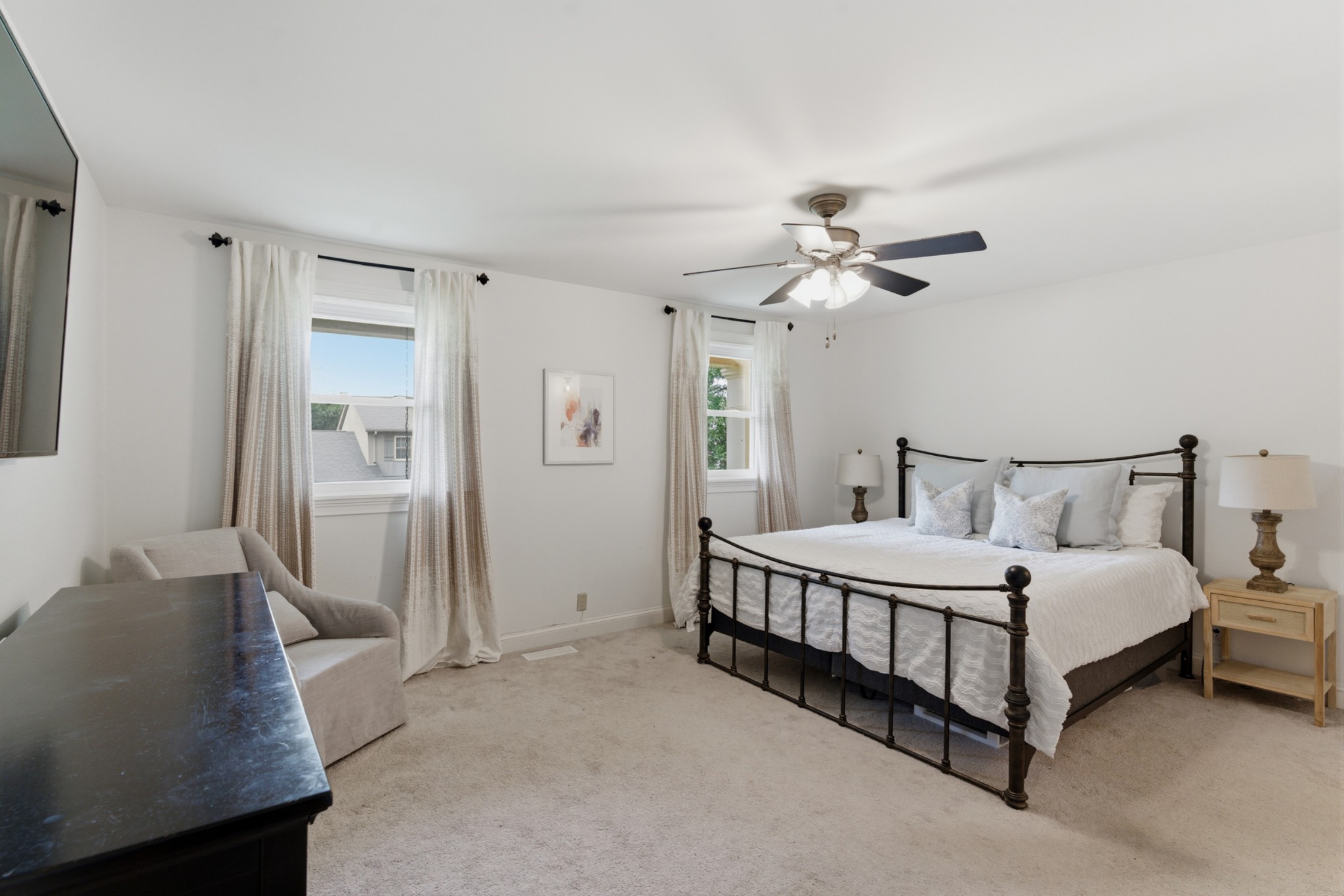 8207 Sawyer Brown Road Nashville TN 37221
