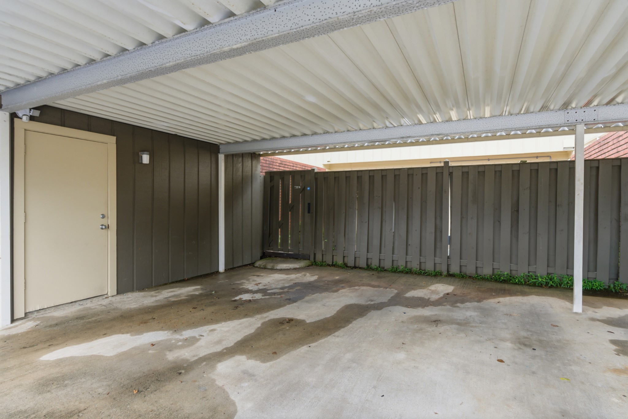 8207 Sawyer Brown Road Nashville TN 37221
