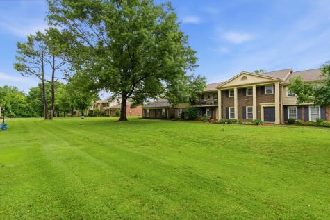8207 Sawyer Brown Road Nashville TN 37221