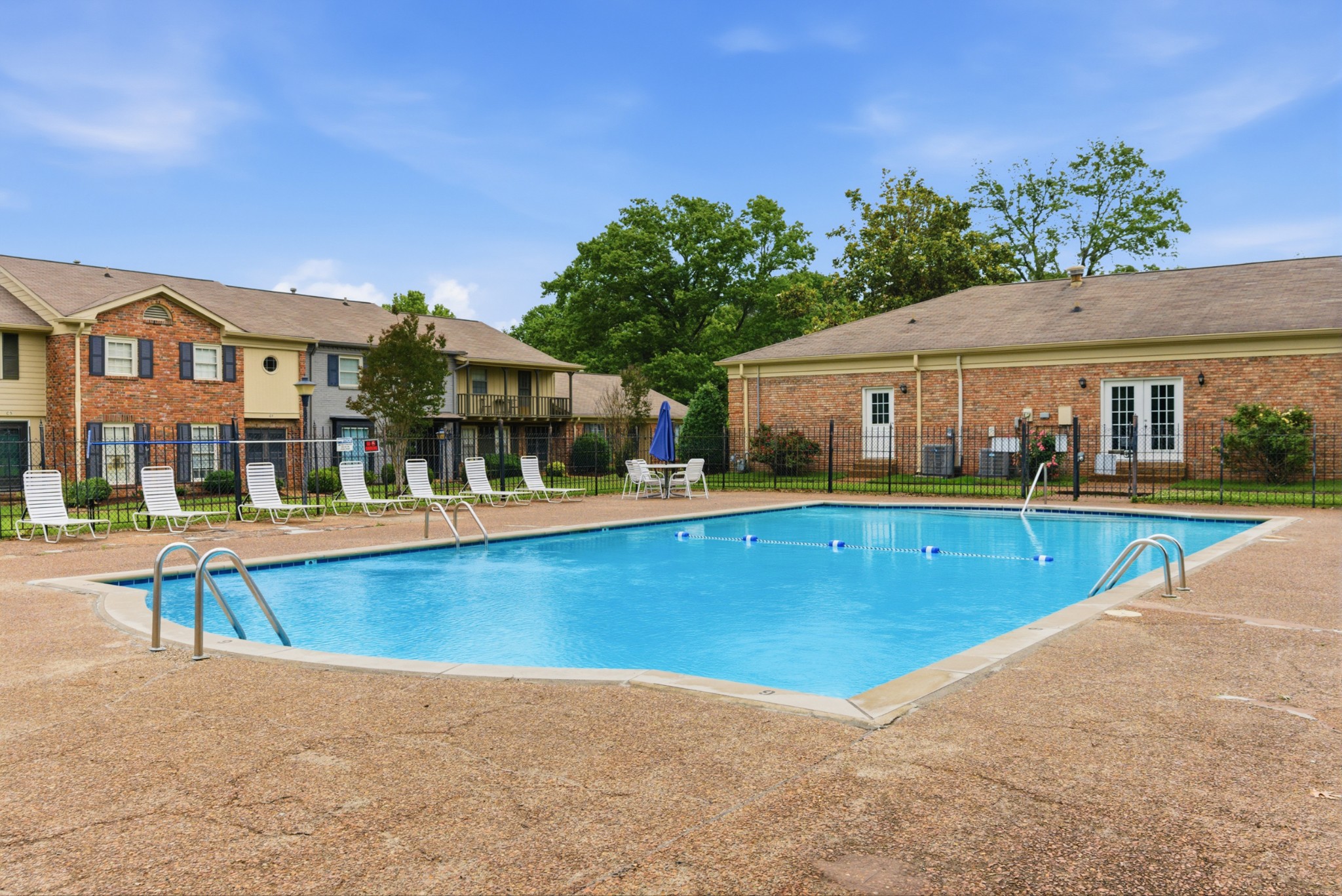 8207 Sawyer Brown Road Nashville TN 37221