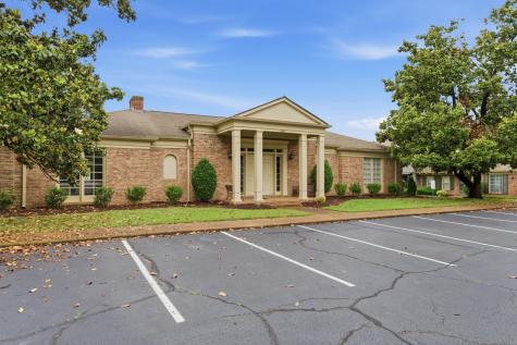 8207 Sawyer Brown Road Nashville TN 37221
