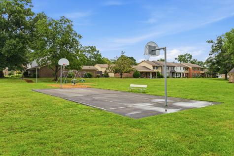 8207 Sawyer Brown Road Nashville TN 37221