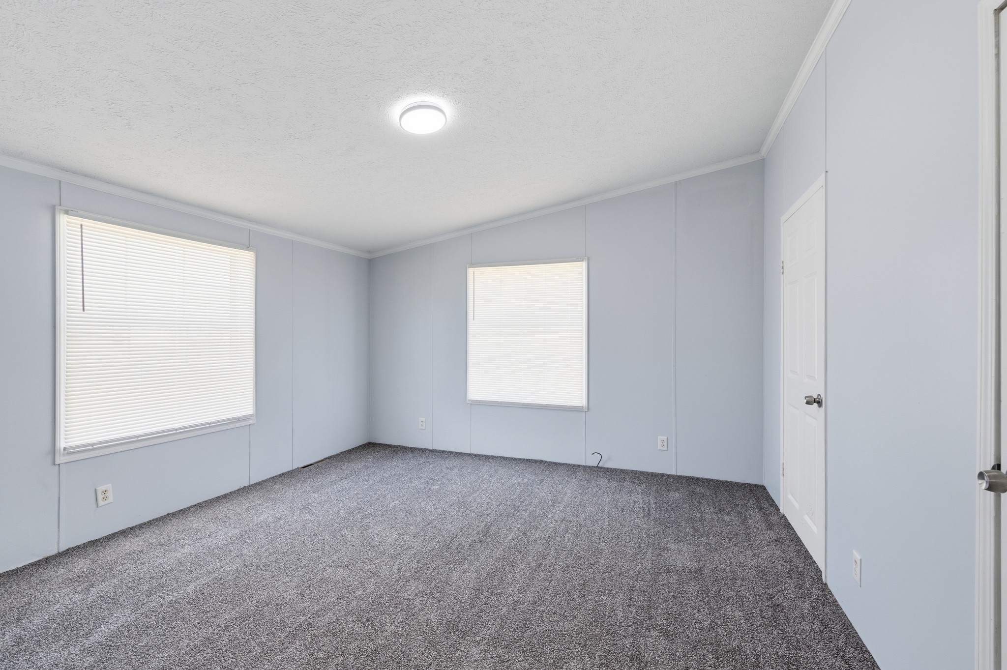 201 Oceanfront Cir, S Antioch TN 37013
