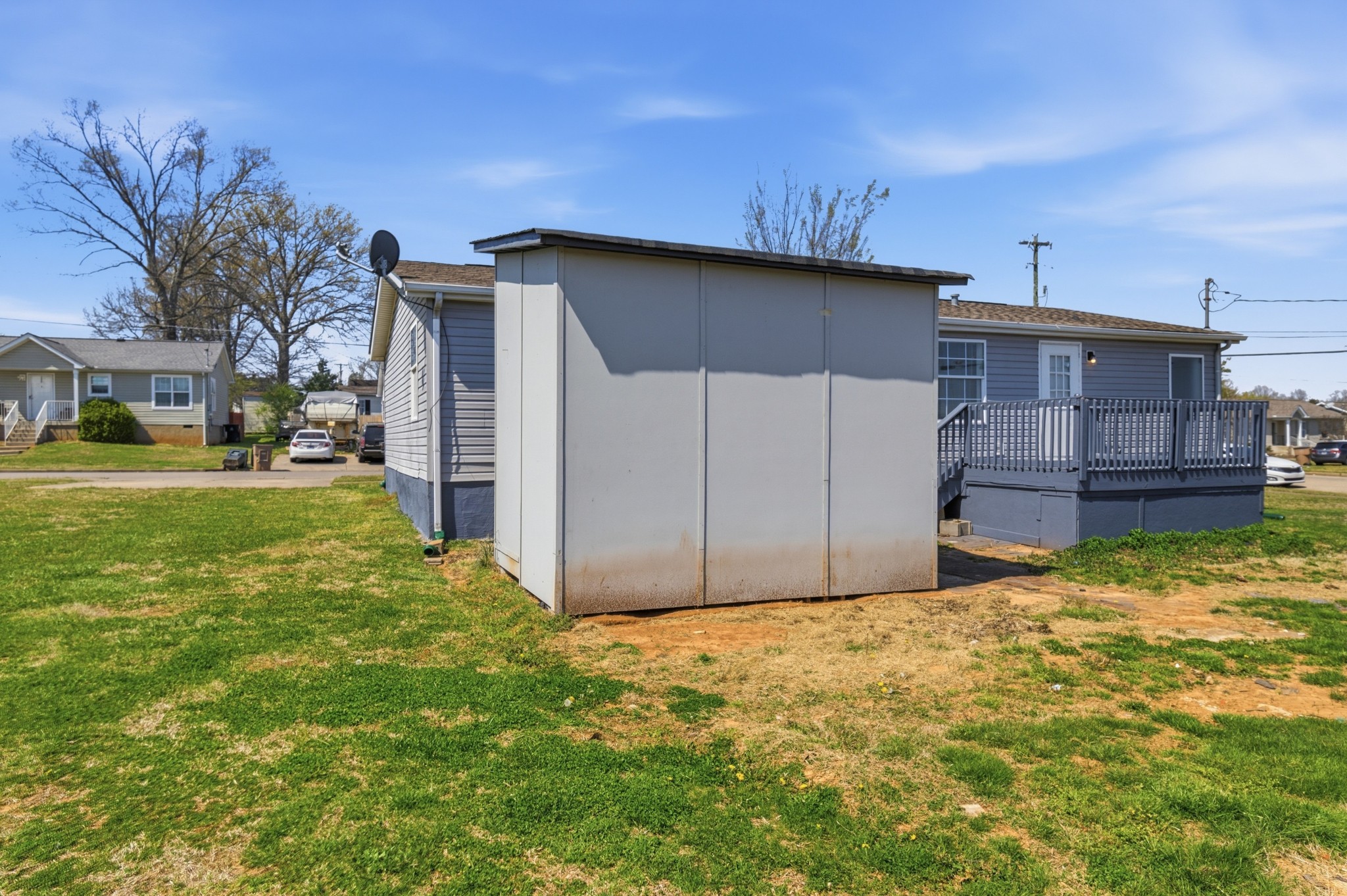 201 Oceanfront Cir, S Antioch TN 37013