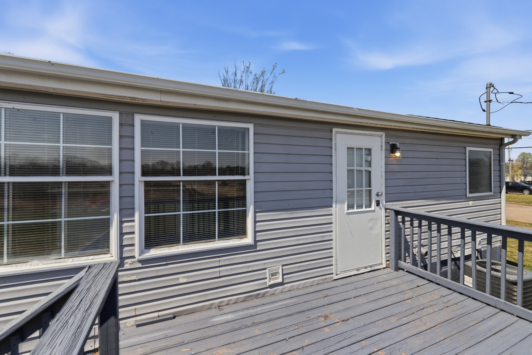 201 Oceanfront Cir, S Antioch TN 37013