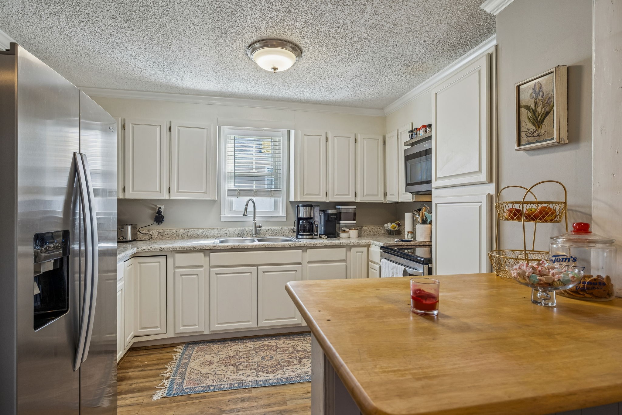 213 21st Ave, W Springfield TN 37172