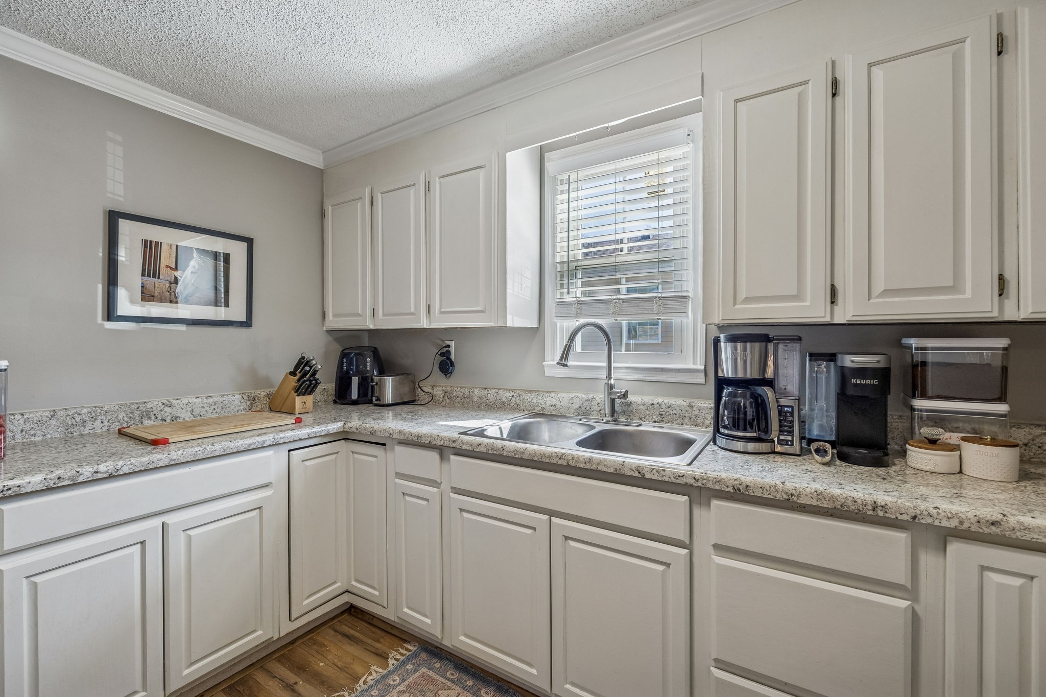 213 21st Ave, W Springfield TN 37172