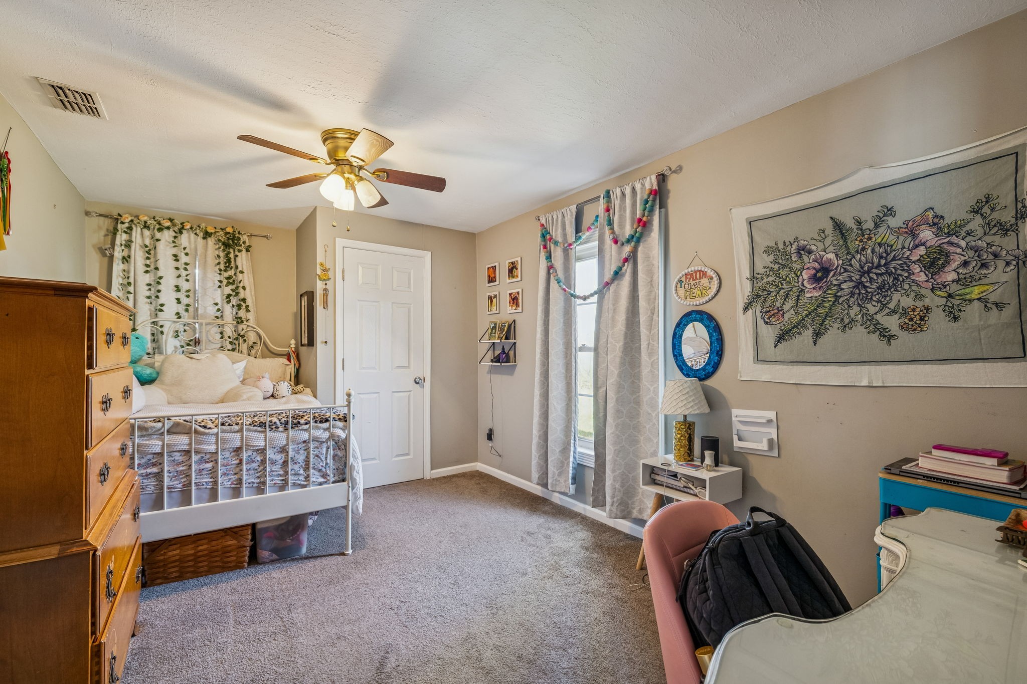 213 21st Ave, W Springfield TN 37172