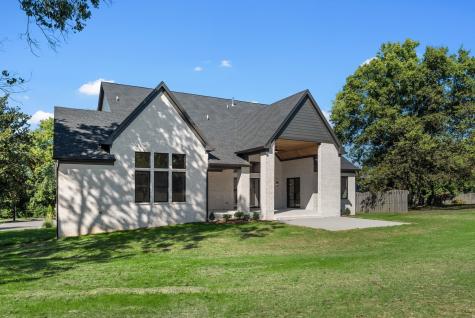 712 Wilson Pike Brentwood TN 37027