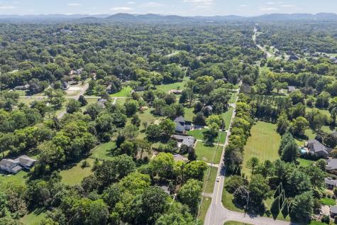 712 Wilson Pike Brentwood TN 37027