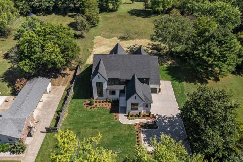 712 Wilson Pike Brentwood TN 37027