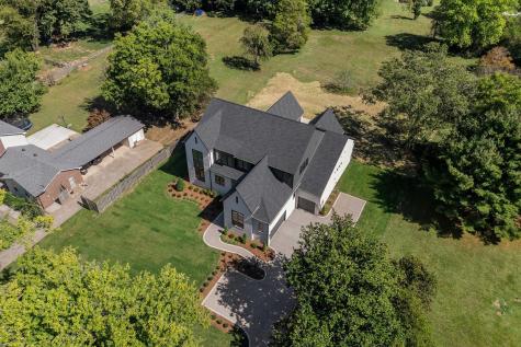712 Wilson Pike Brentwood TN 37027