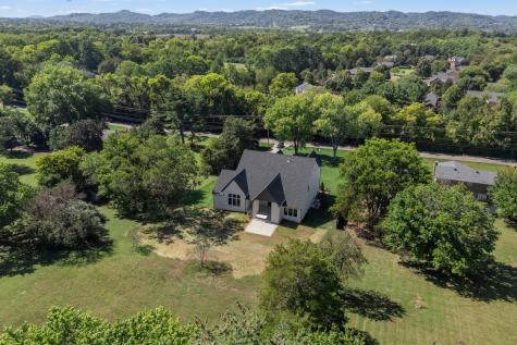712 Wilson Pike Brentwood TN 37027