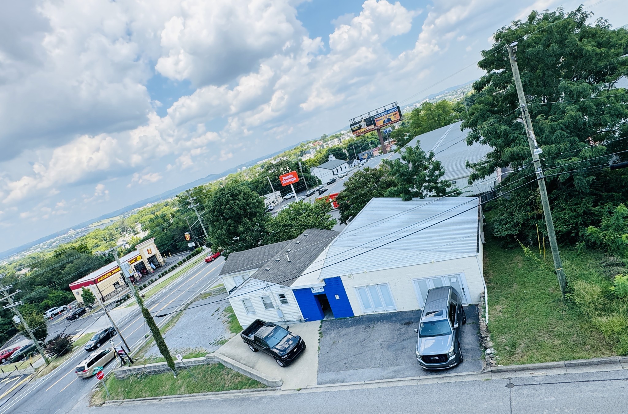 6119 Charlotte Pike Nashville TN 37209
