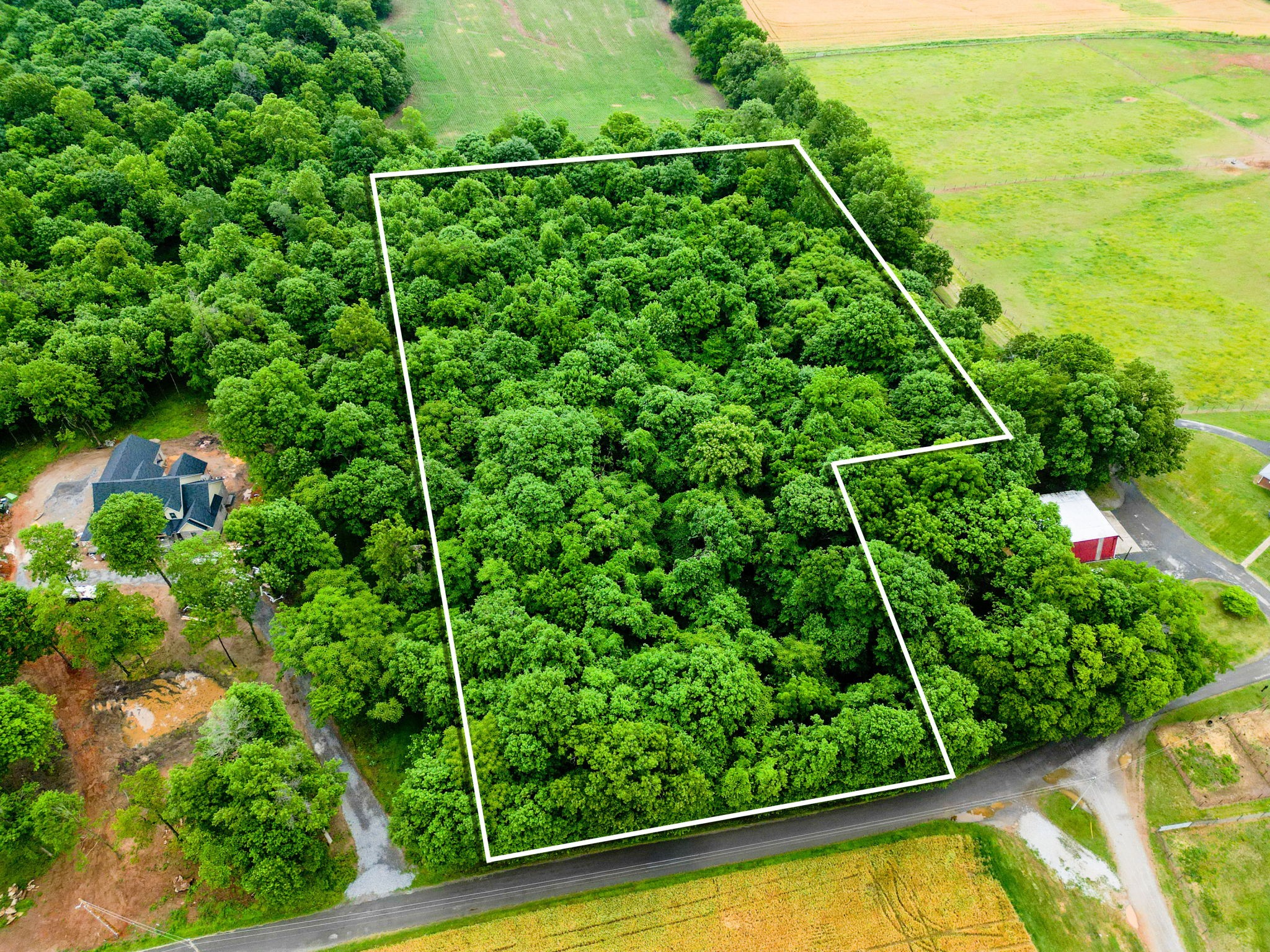 4 J Bourne Road Adams TN 37010
