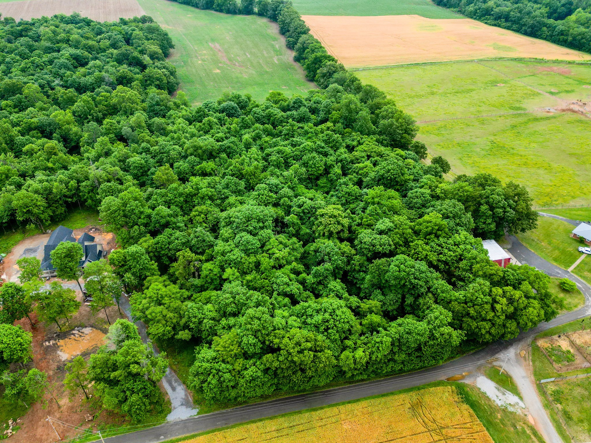 4 J Bourne Road Adams TN 37010