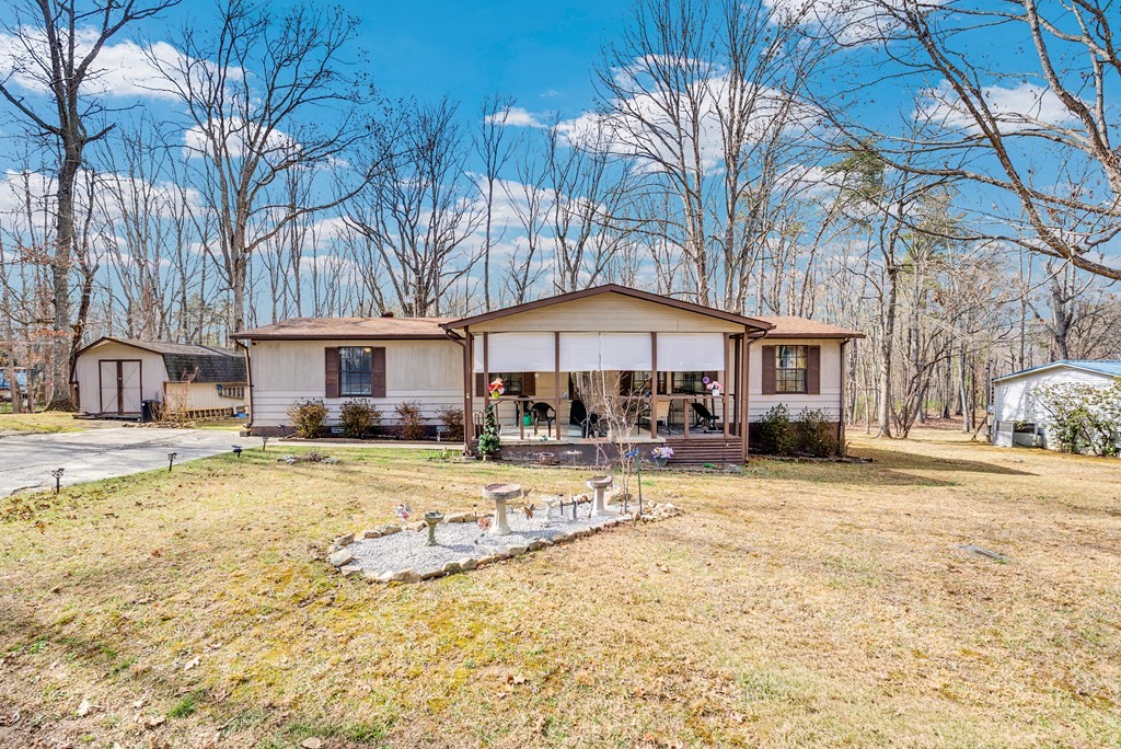 329 Rugby Road Crossville TN 38558