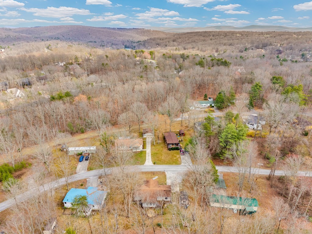329 Rugby Road Crossville TN 38558