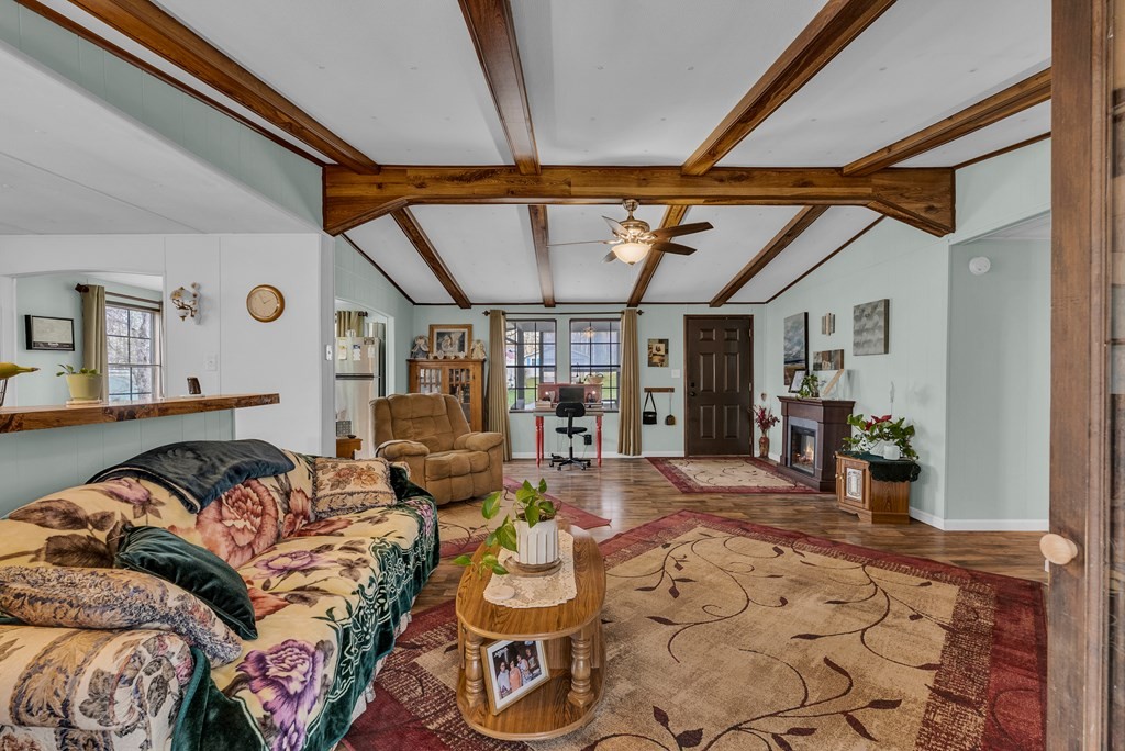 329 Rugby Road Crossville TN 38558