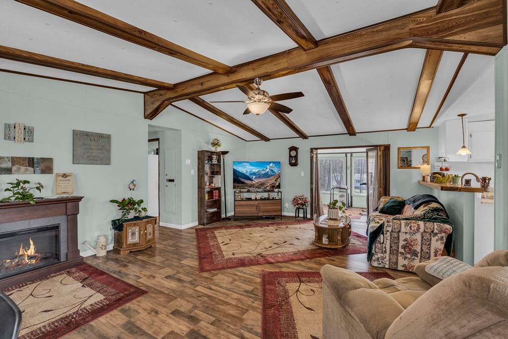 329 Rugby Road Crossville TN 38558