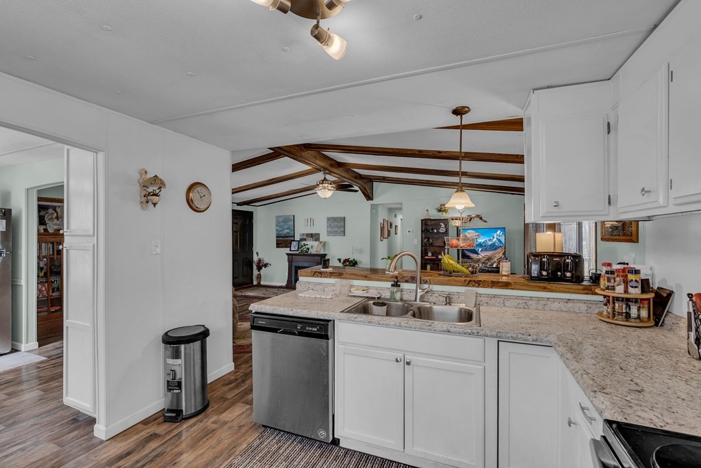 329 Rugby Road Crossville TN 38558