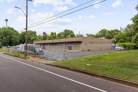1862 Latham Street Memphis TN 38106
