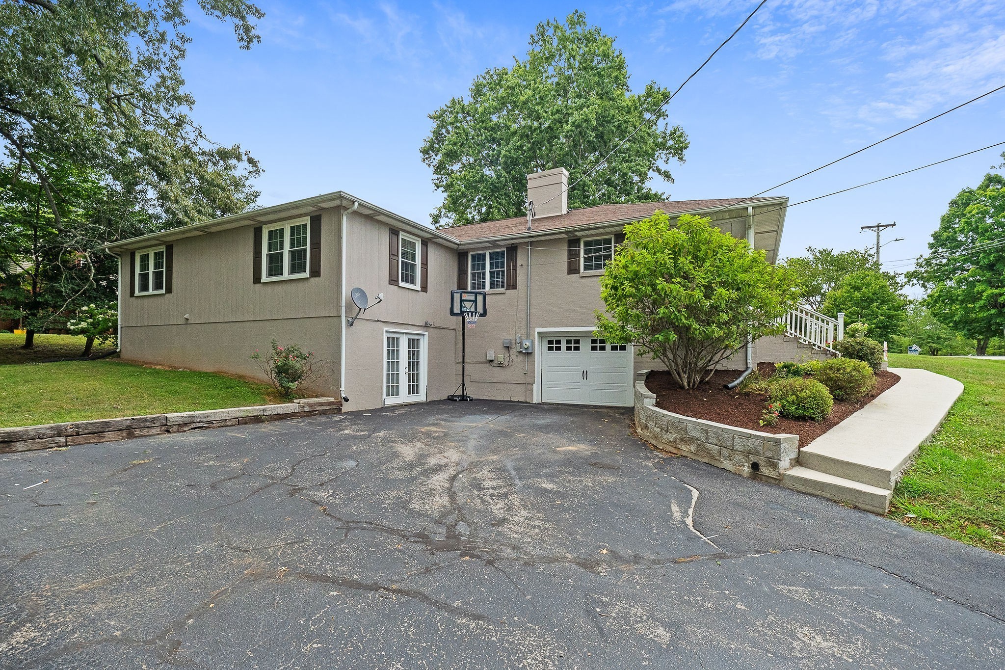 208 Boyd Avenue Mcminnville TN 37110