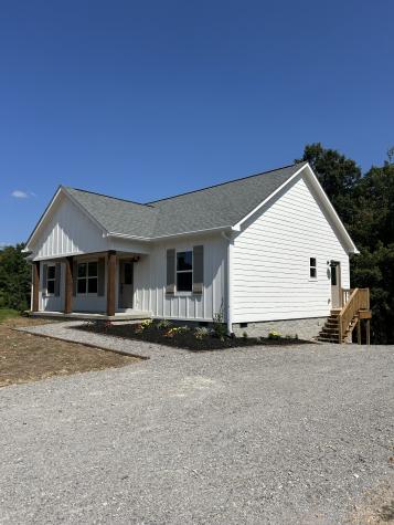 5720 Little Dry Creek Road Pulaski TN 38478
