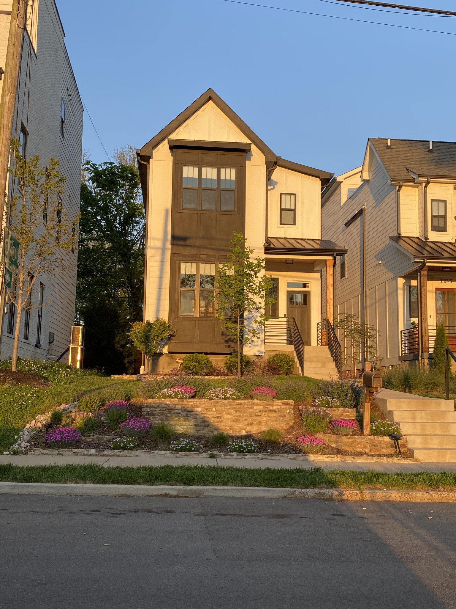 1217 N 5th Street Nashville TN 37207