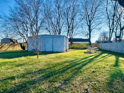 301 Meadow Lane Portland TN 37148
