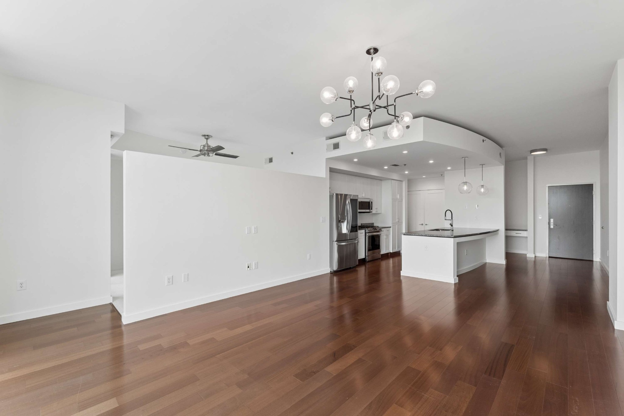900 20th Ave, S Nashville TN 37212