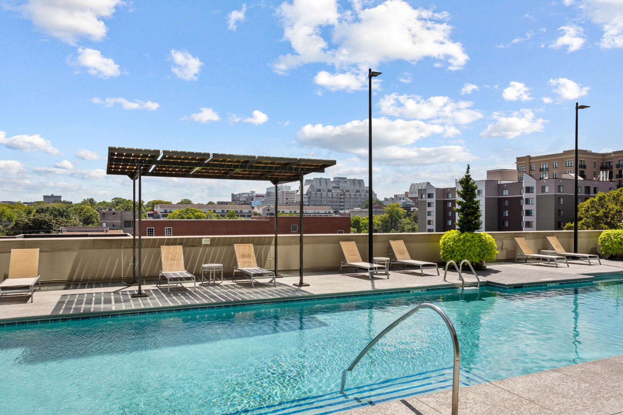 900 20th Ave, S Nashville TN 37212