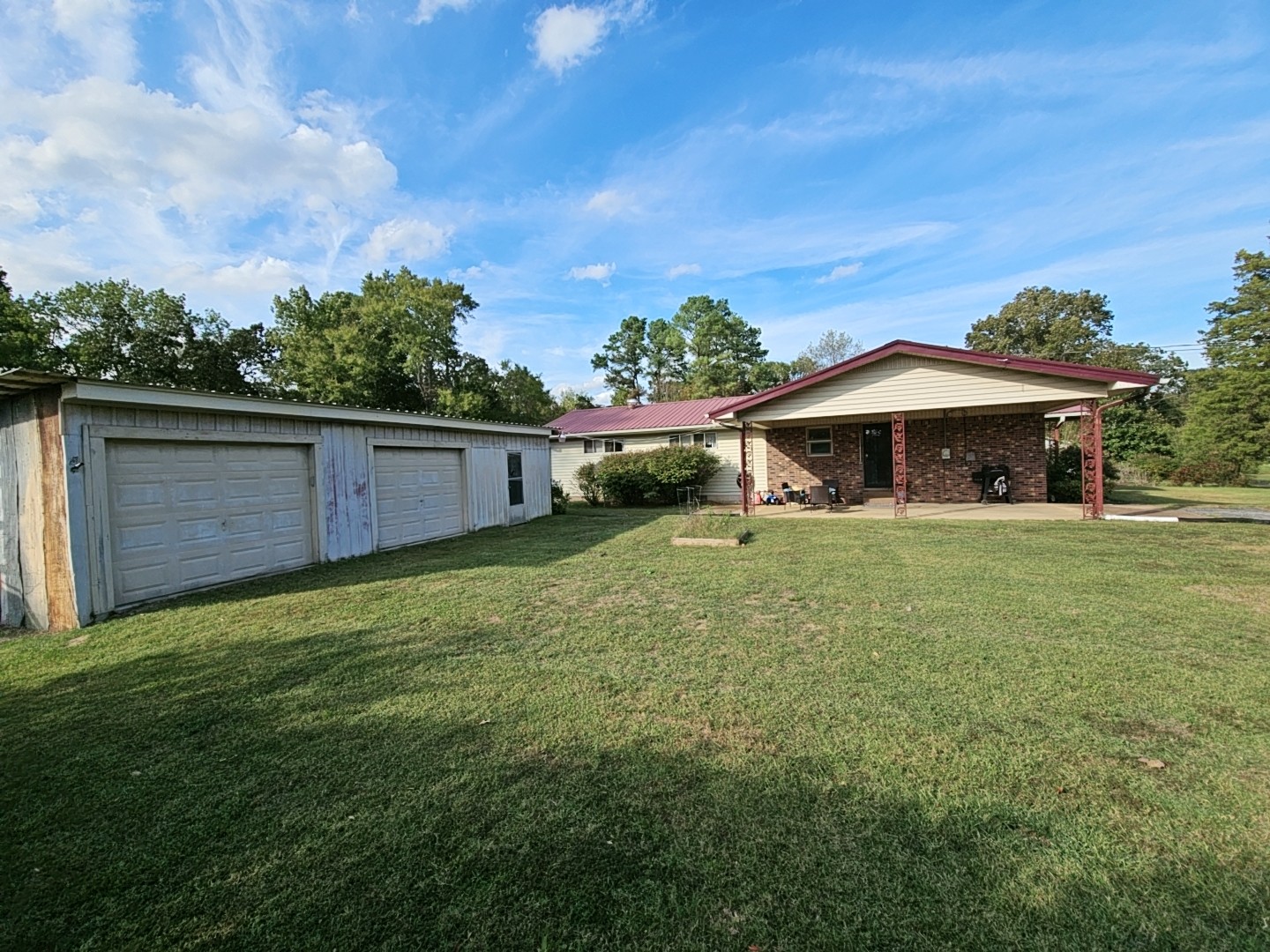2122 Old Decaturville Road Parsons TN 38363