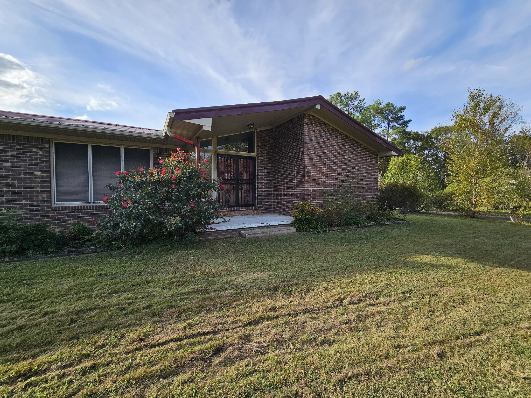 2122 Old Decaturville Road Parsons TN 38363