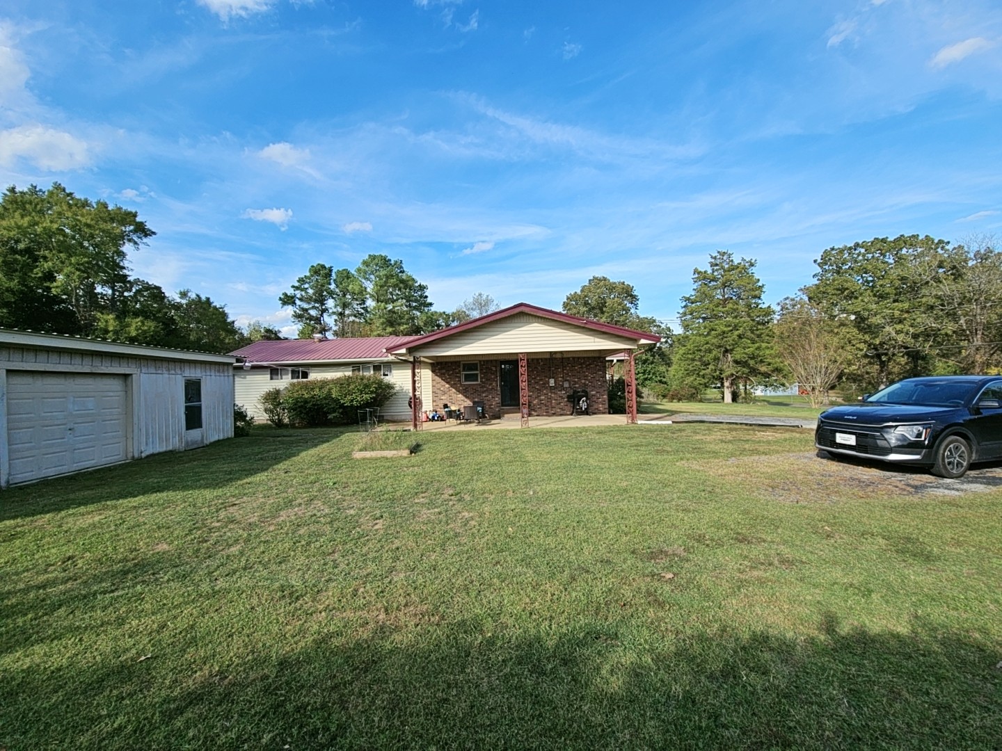 2122 Old Decaturville Road Parsons TN 38363