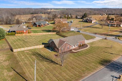 1021 Somerville Drive Cottontown TN 37048