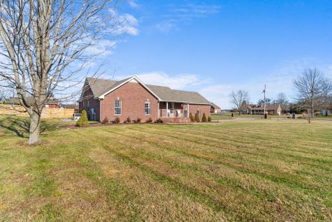 1021 Somerville Drive Cottontown TN 37048