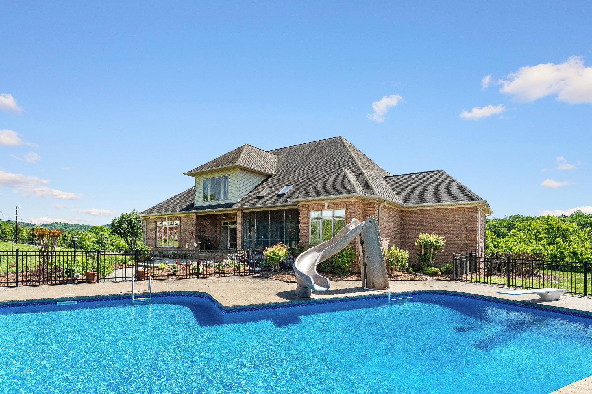 1357 Madison Creek Road Goodlettsville TN 37072