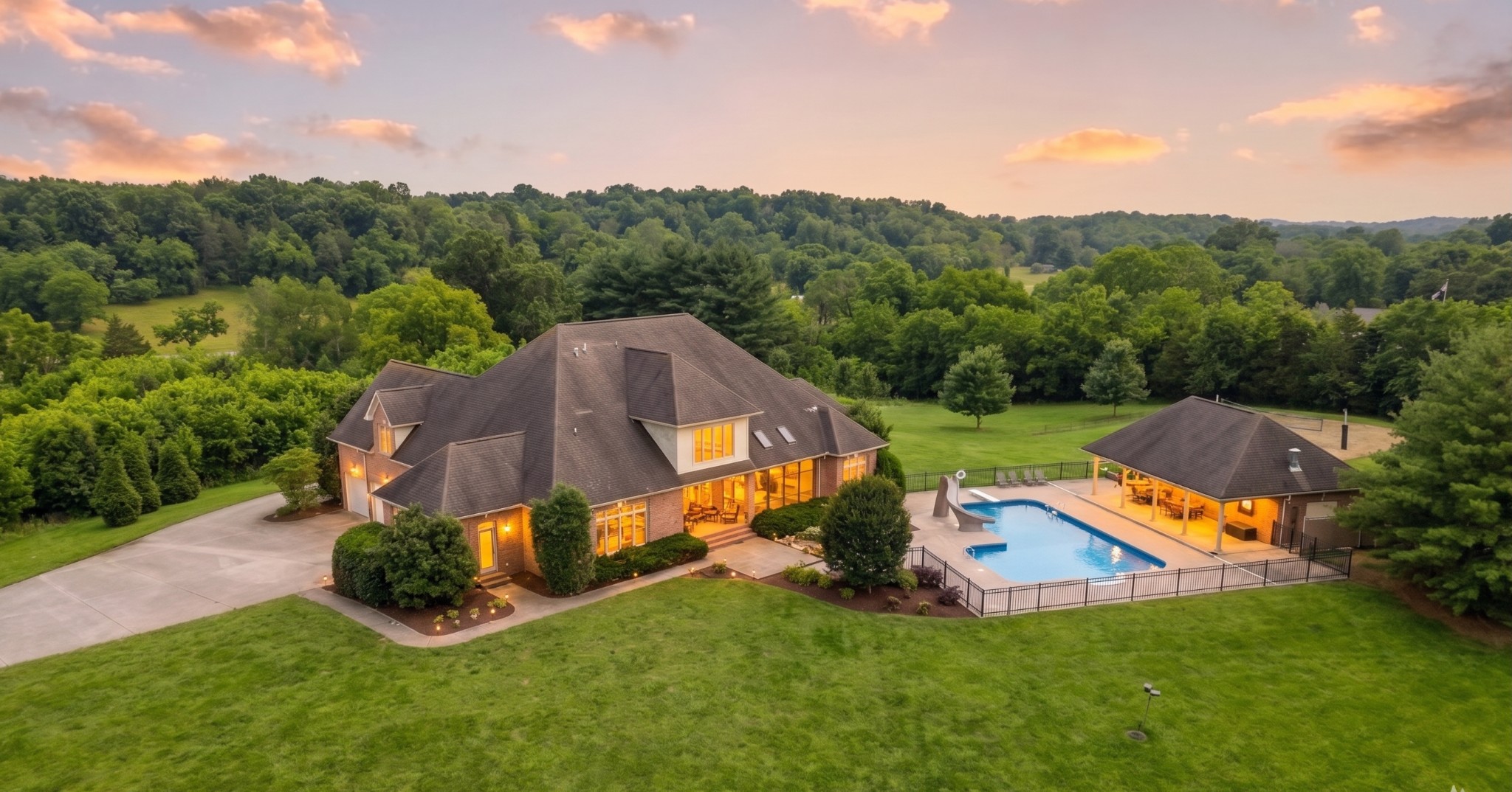 1357 Madison Creek Road Goodlettsville TN 37072
