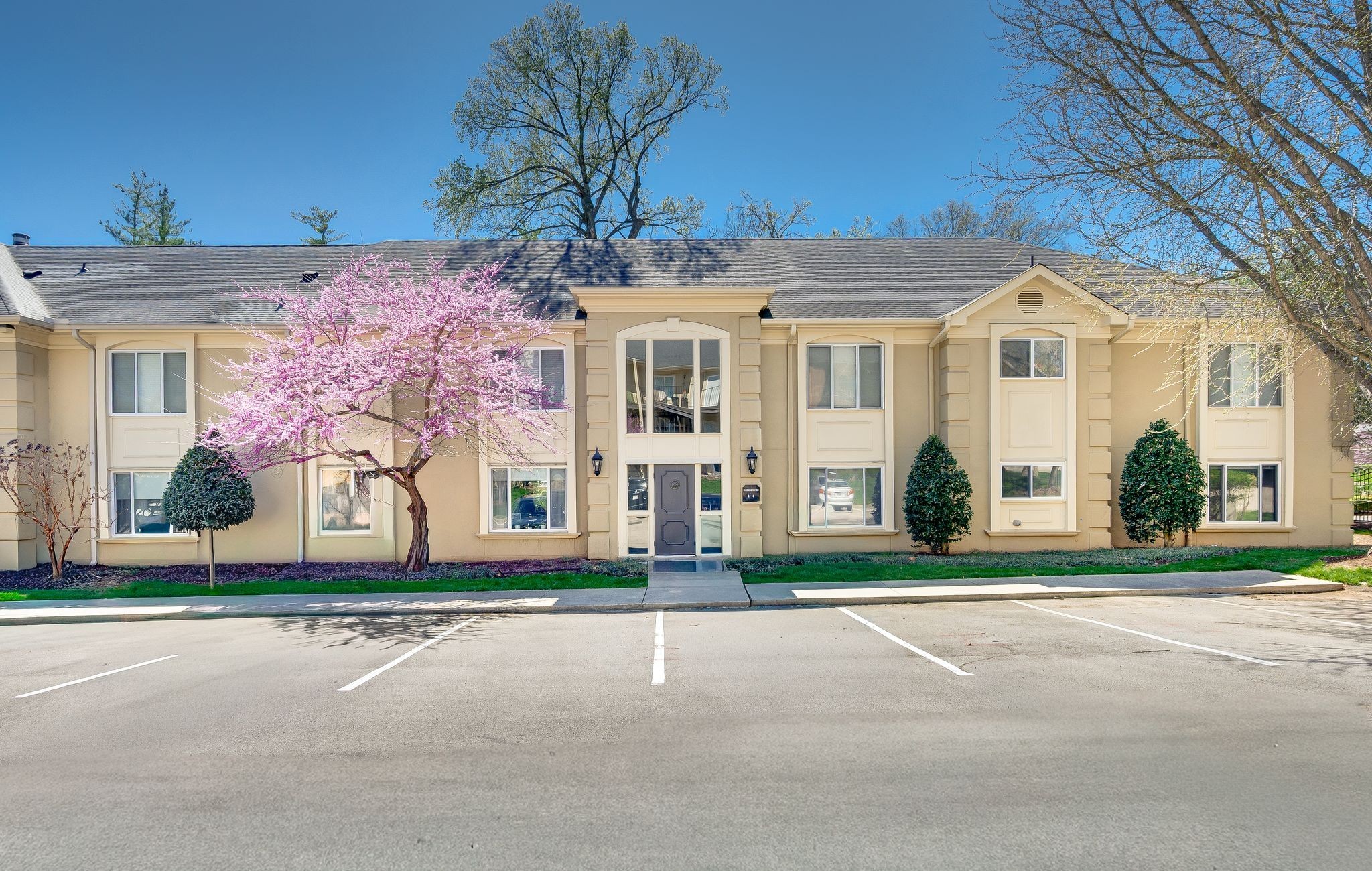 4487 Post Place Nashville TN 37205