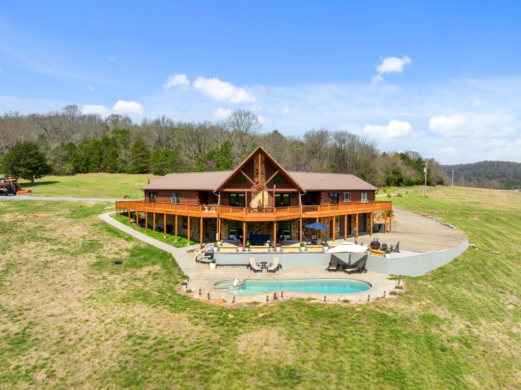 2063 Kennedy Creek Road Auburntown TN 37016